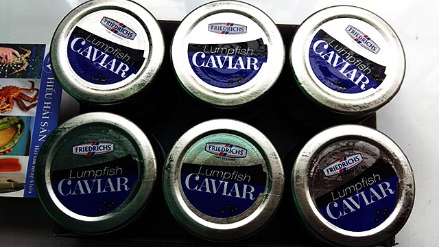 trung-ca-tam-caviar-hieu-hai-san.jpg